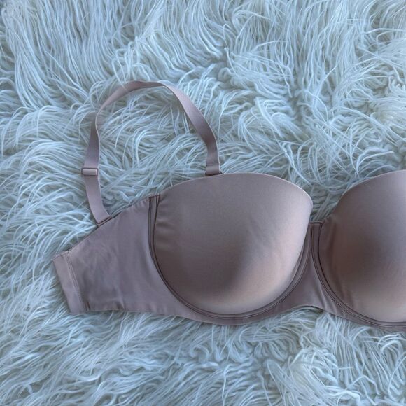 Skims Fits Everybody Strapless Bra Mica Size 32H - Picture 2 of 8